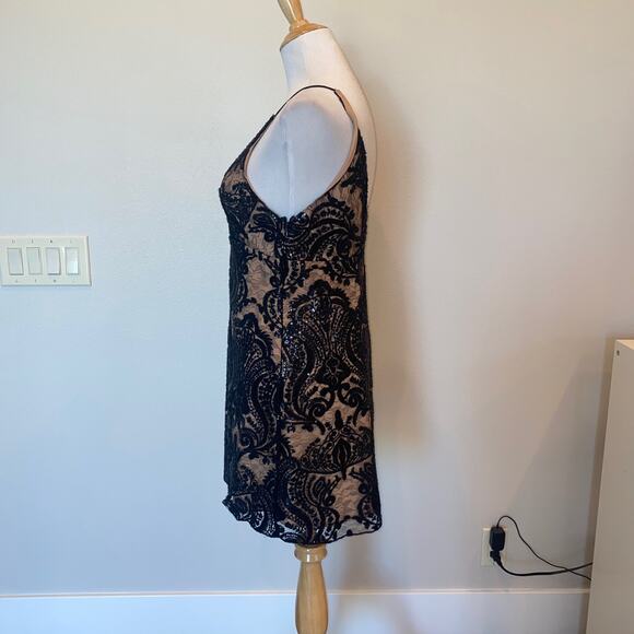 Free People Black Night Shimmer Mini Dress Sequin Sleeveless Lace Black size 4 - Picture 2 of 5